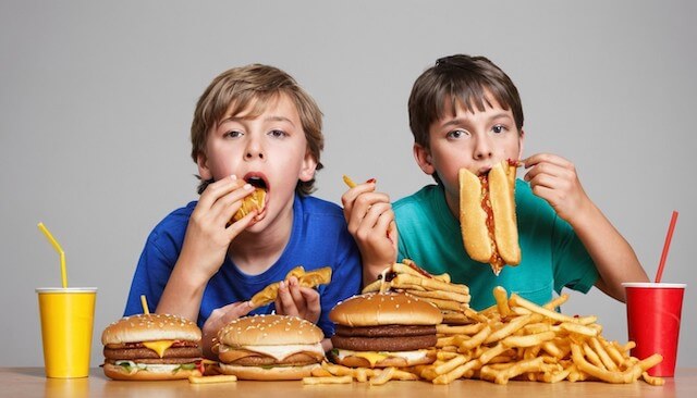 kids eating junk food 1 1